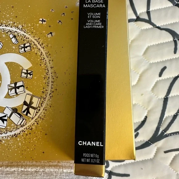 Chanel gift set - Picture 2 of 8